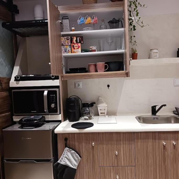 דירות Kouvarás Boutique Eptalofos 15Min From Airport And Sea מראה חיצוני תמונה